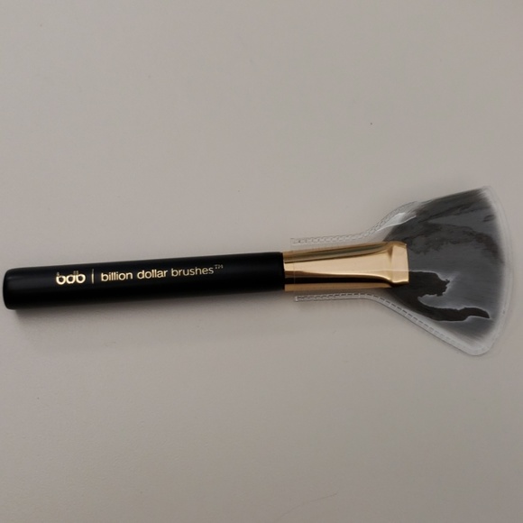 Fan brush - Picture 2 of 2